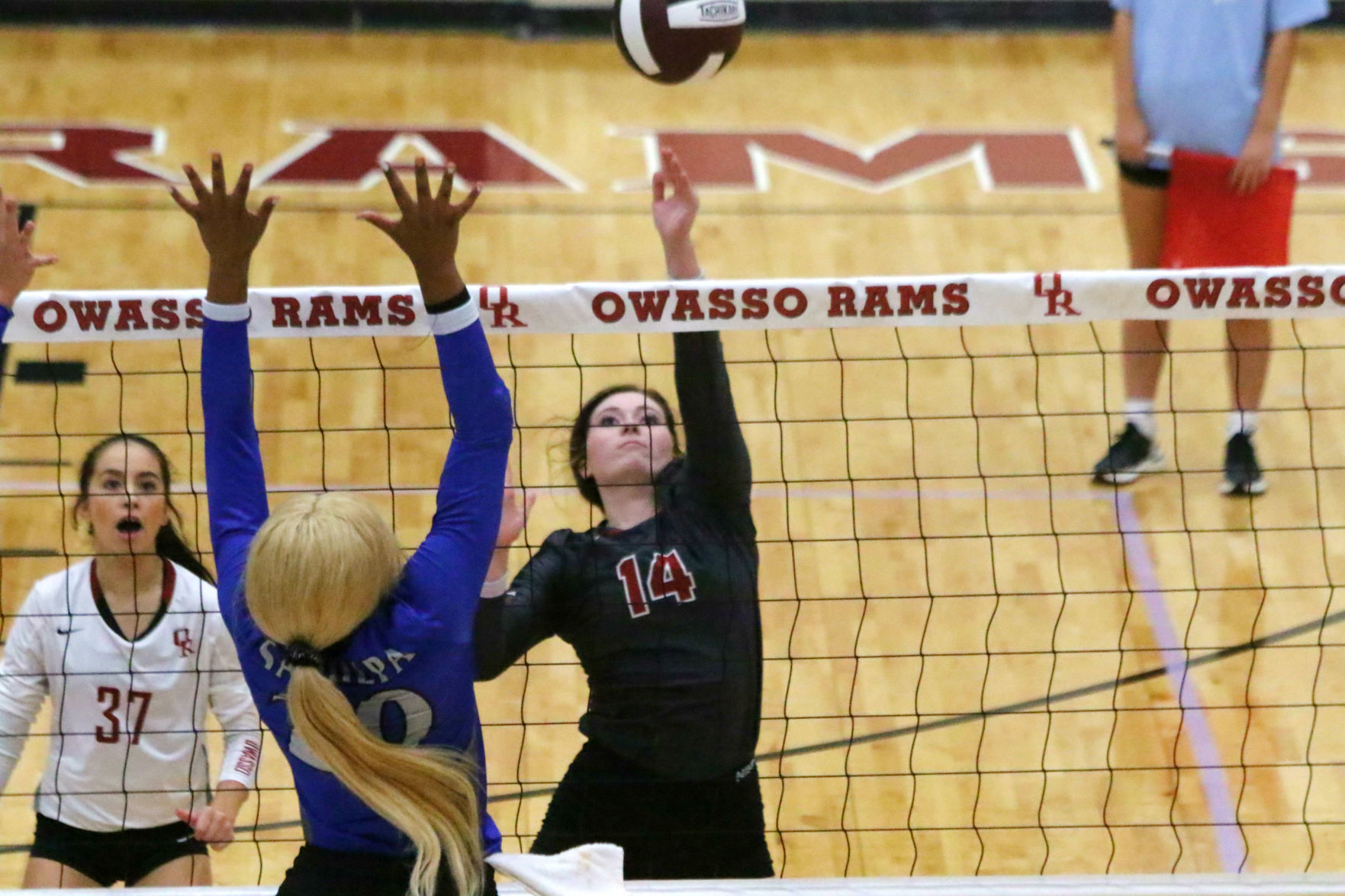 Owasso volleyball